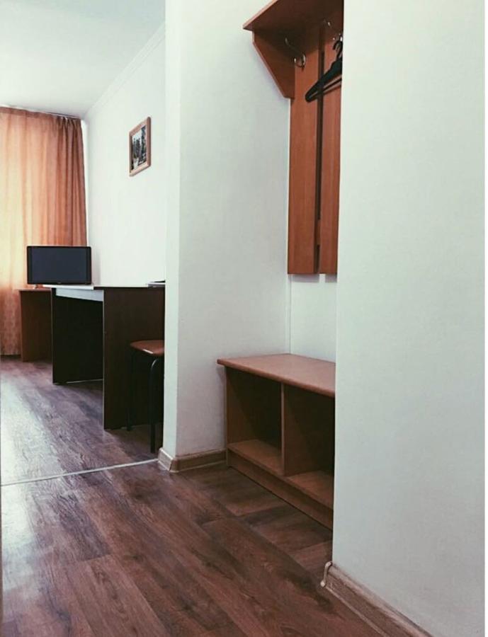 Turist Hotel Karagandy Buitenkant foto