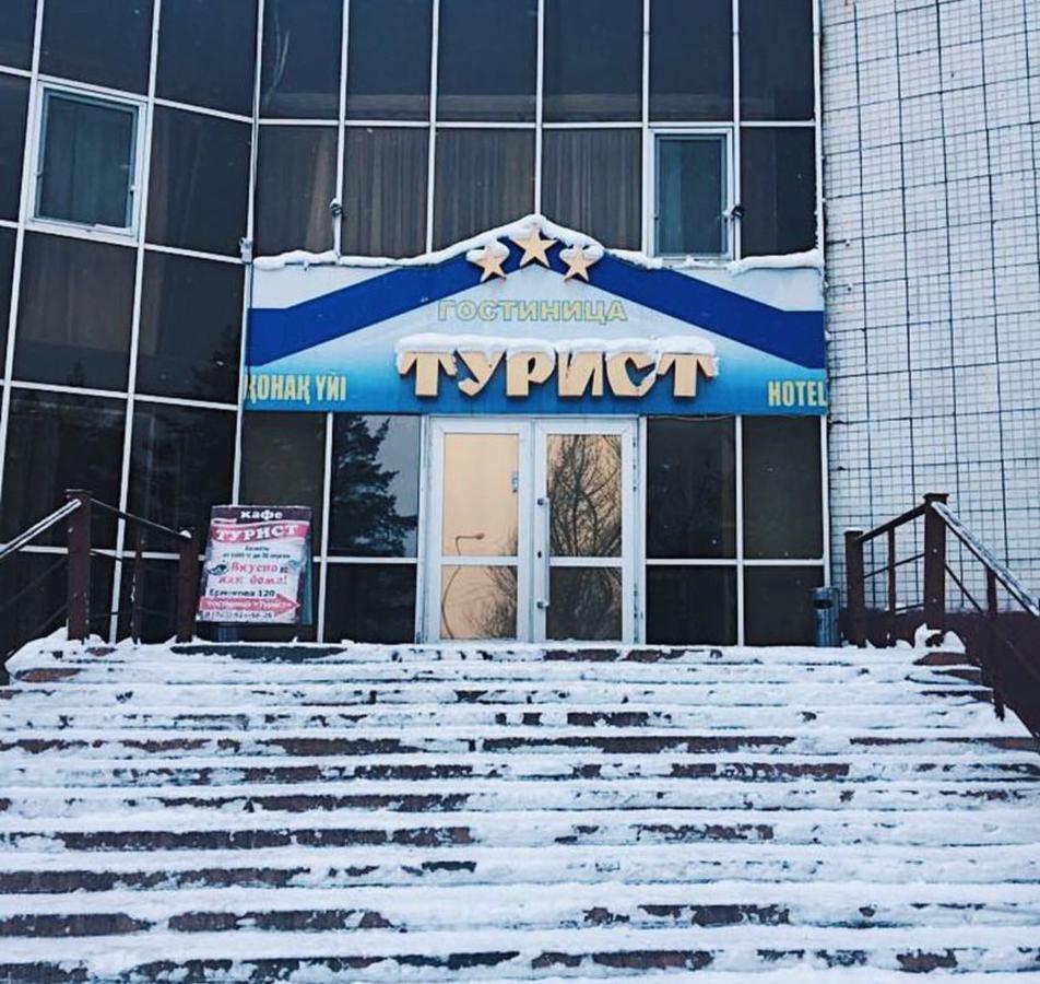 Turist Hotel Karagandy Buitenkant foto